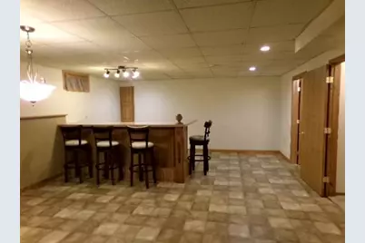 2080 Cherokee Ct., Freeport, IL 61032 - Photo 21