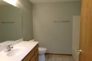 2080 Cherokee Ct, Freeport, IL 61032 - Photo 17