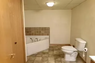 2080 Cherokee Ct, Freeport, IL 61032 - Photo 25