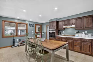 110 N Harrison St, Cedarville, IL 61013 - Photo 15