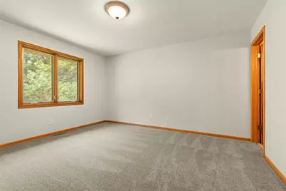 6541 Erin Way, Roscoe, IL 61073 - Photo 9