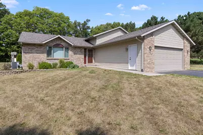 6541 Erin Way, Roscoe, IL 61073 - Photo 1