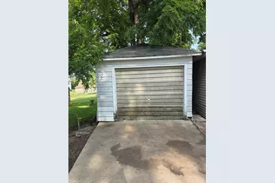 1325 S High Avenue, Freeport, IL 61032 - Photo 5