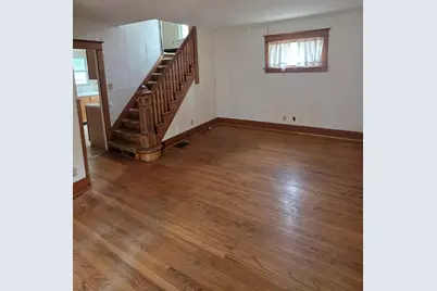1325 S High Avenue, Freeport, IL 61032 - Photo 11