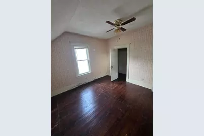 1325 S High Avenue, Freeport, IL 61032 - Photo 13