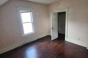 1325 S High Ave, Freeport, IL 61032 - Photo 13