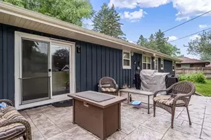 823 Pine Valley Dr, Rockford, IL 61107 - Photo 11