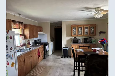 2705 St Vincents Avenue, Lasalle, IL 61301 - Photo 3