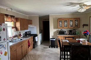 2705 St Vincents Ave, Lasalle, IL 61301 - Photo 3