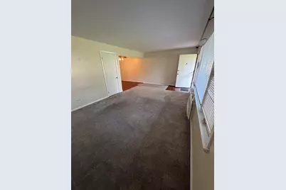 233 Northway Park Road #4, Machesney Park, IL 61115 - Photo 5