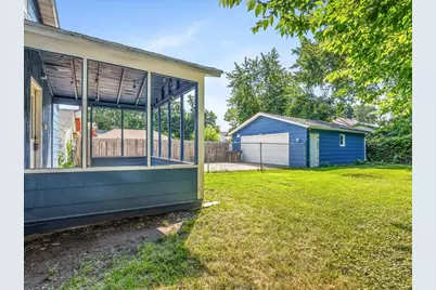 655 West Clark Street, Freeport, IL 61046 - Photo 27
