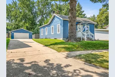 655 West Clark Street, Freeport, IL 61046 - Photo 1
