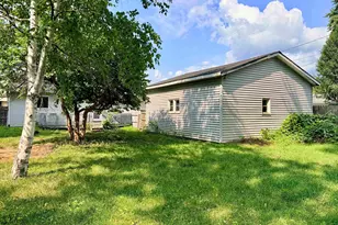 1111 Evans Ave, Machesney Park, IL 61115 - Photo 11