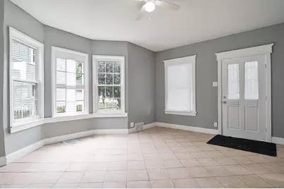 229 Forest Avenue, Rockford, IL 61101 - Photo 3