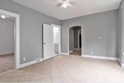 229 Forest Avenue, Rockford, IL 61101 - Photo 5