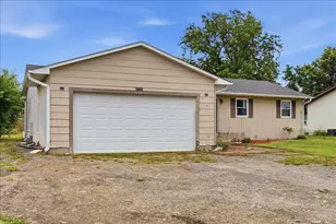 203 W Niessen Stigen, Lee, IL 60530 - Photo 23