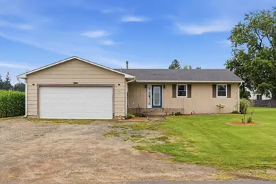 203 W Niessen Stigen, Lee, IL 60530 - Photo 1