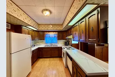109 E Rapp Street, Mount Carroll, IL 61053 - Photo 15