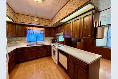 109 E Rapp Street, Mount Carroll, IL 61053 - Photo 13