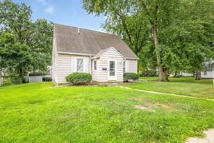 300 E 4th St, Rock Falls, IL 61071 - Photo 3