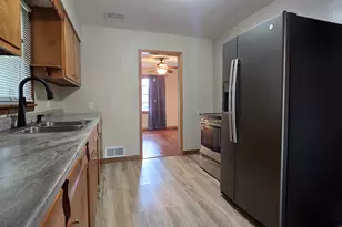 309 E 9th St, Rock Falls, IL 61071 - Photo 3