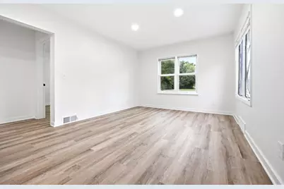 203 Pearl Avenue, Loves Park, IL 61111 - Photo 3