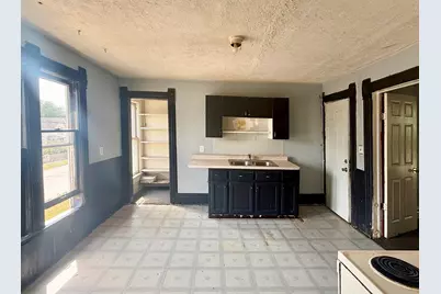 427 9th Street, Rockford, IL 61104 - Photo 9