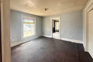 427 9th St, Rockford, IL 61104 - Photo 11