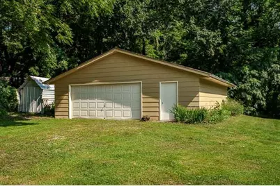 13773 Tallakson Road, Durand, IL 61024 - Photo 7