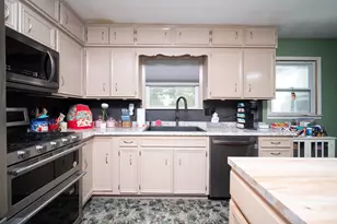 8016 Cameo, Machesney Park, IL 61115 - Photo 5