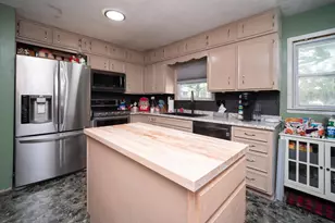 8016 Cameo, Machesney Park, IL 61115 - Photo 7