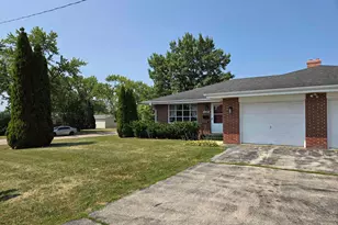 592 Donna Dr, Rockford, IL 61107 - Photo 21