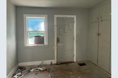 810 S State Avenue, Freeport, IL 61032 - Photo 7