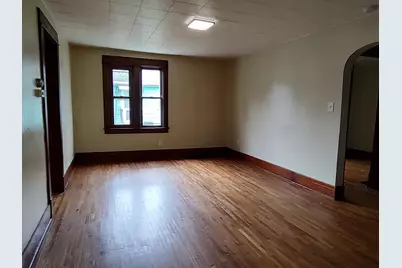 606 E Perry Street, Belvidere, IL 61008 - Photo 11