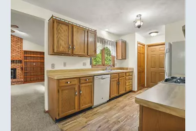 5431 Murphys Run, Roscoe, IL 61073 - Photo 13