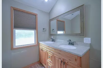 13855 W State Road, Pecatonica, IL 61063 - Photo 17