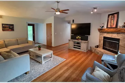 5574 Country Court, Roscoe, IL 61073 - Photo 3