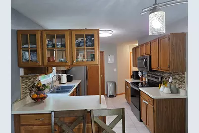5574 Country Court, Roscoe, IL 61073 - Photo 7