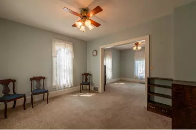 109 W Main Street, Mount Morris, IL 61054 - Photo 11