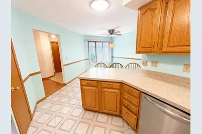 1285 Brandywine Drive #Unit 27B, Rockford, IL 61108 - Photo 11