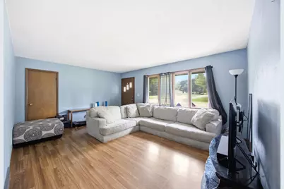 2105 Forest View Road, Rockford, IL 61108 - Photo 7