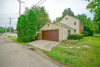 1205 W 6th, Rochelle, IL 61068 - Photo 31