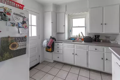 137 Summit Street, Rockford, IL 61107 - Photo 9