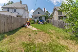 137 Summit St, Rockford, IL 61107 - Photo 17