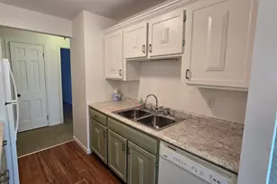 700 Kiwanis Dr, Freeport, IL 61032 - Photo 11