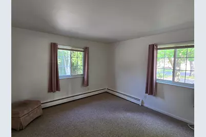 700 Kiwanis Drive, Freeport, IL 61032 - Photo 21