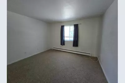 700 Kiwanis Drive, Freeport, IL 61032 - Photo 13
