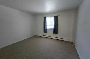 700 Kiwanis Dr, Freeport, IL 61032 - Photo 13