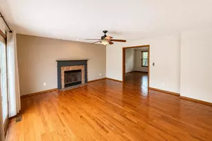1222 Butler Rd, Rockford, IL 61108 - Photo 5