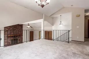 2938 Southbridge Rd, Rockford, IL 61114 - Photo 7